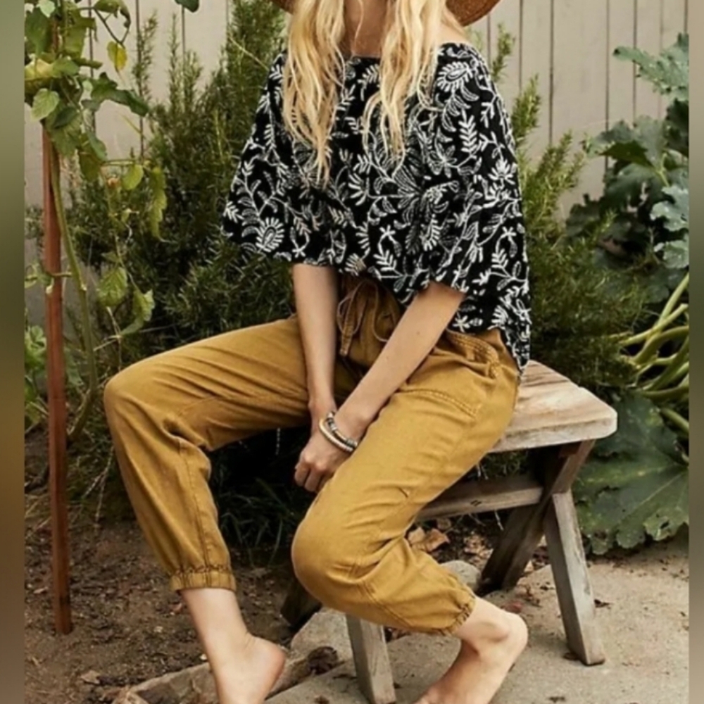 Anthropologie Rhys Moss Joggers